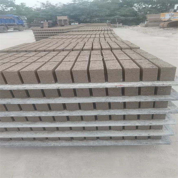 鸿发建材 深圳领先的轻质建筑材料生产厂家，专业批发水泥实心砖与轻质水泥砖